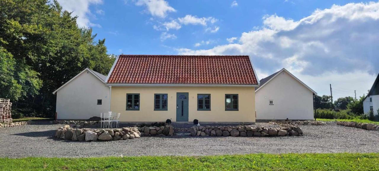 Litet Hus I Mysig By Naera Havet Villa Ystad Dış mekan fotoğraf