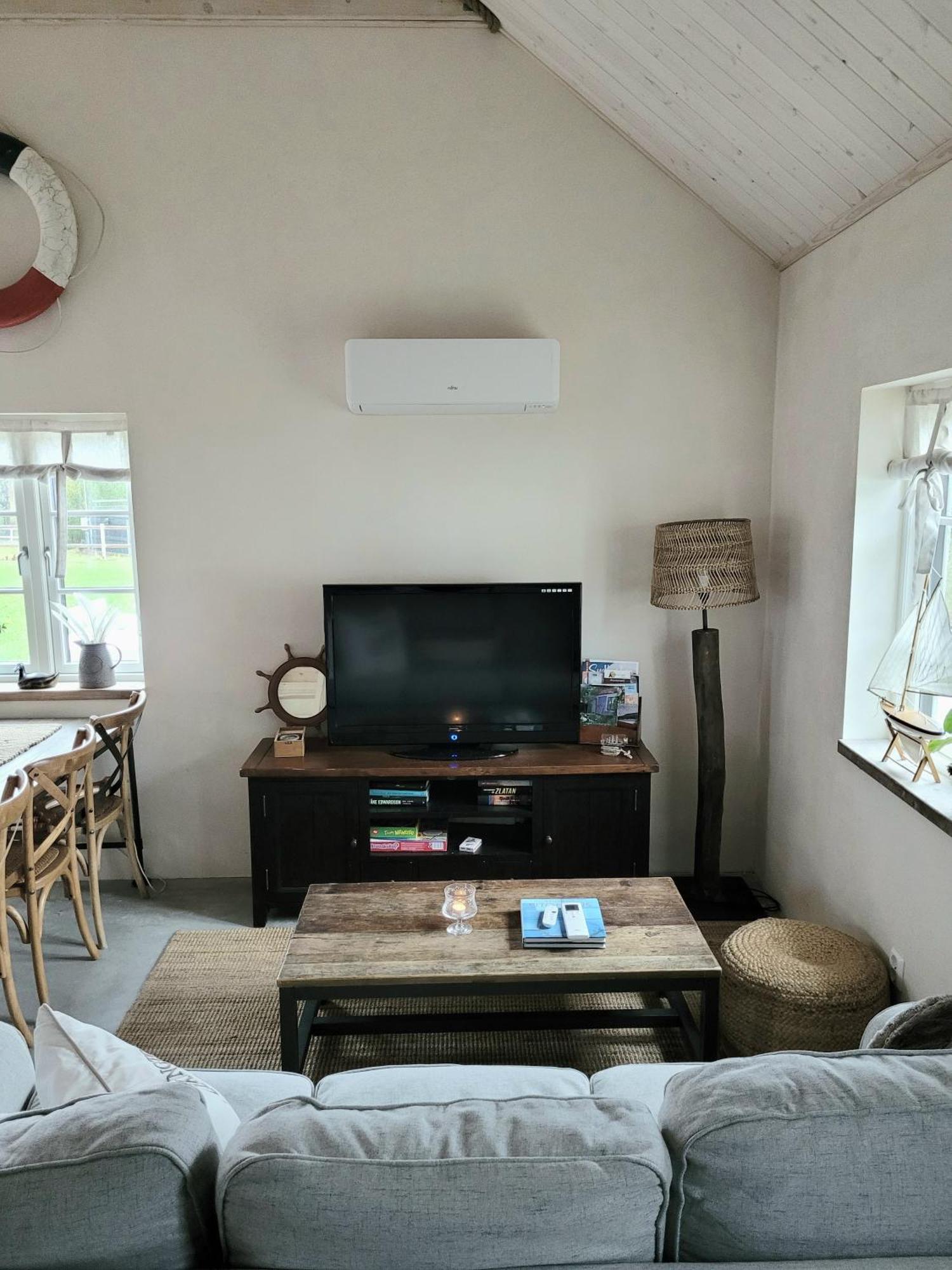 Litet Hus I Mysig By Naera Havet Villa Ystad Dış mekan fotoğraf
